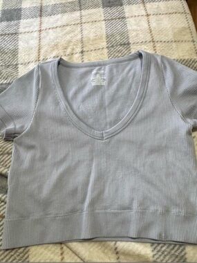 Wild Fable Ribbed V-Neck Cropped Top in Light Blue-Gray Size XXL